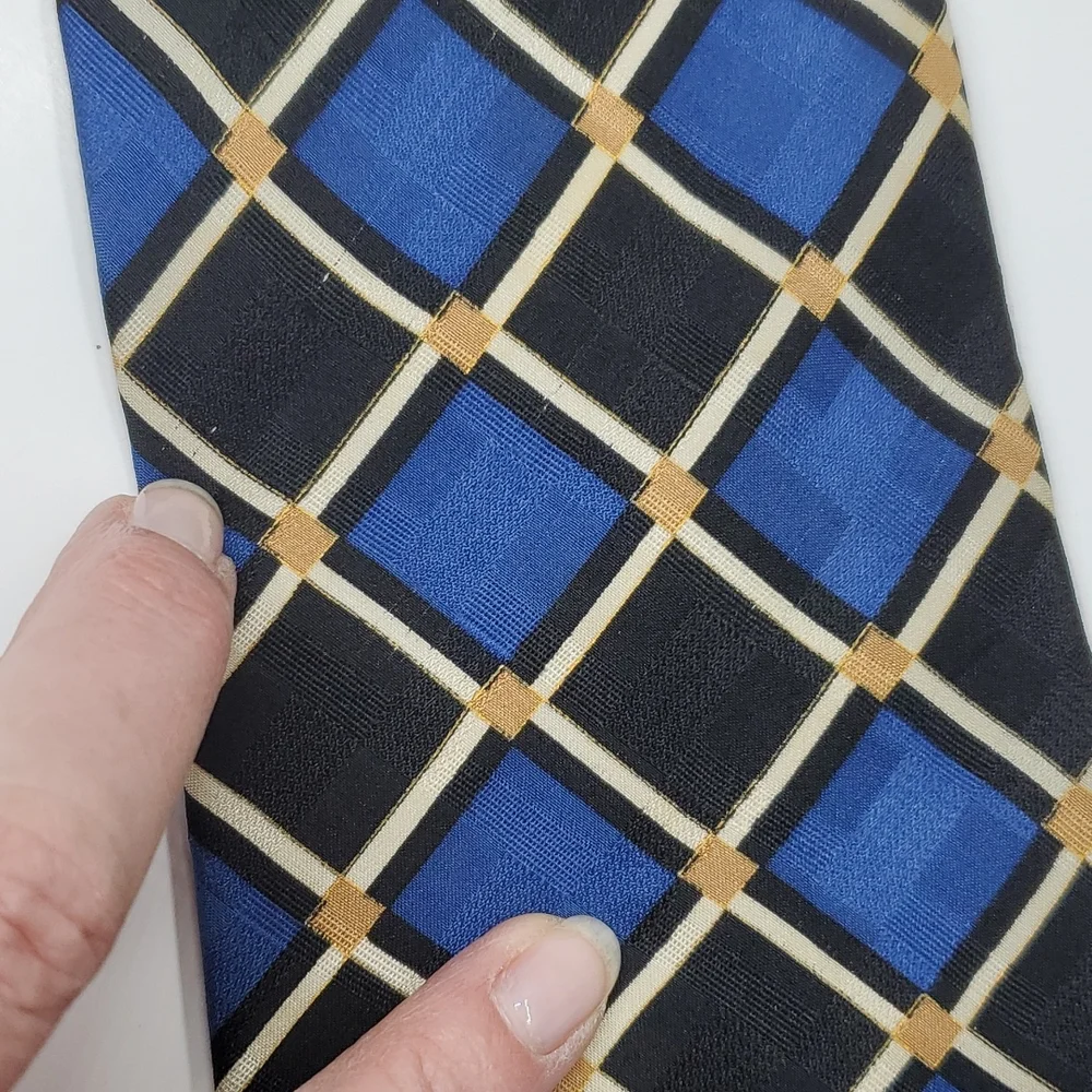 COLOURS by Alexander Julian Blue Black Geometric Silk Tie EUC